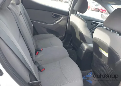 2015 Hyundai Elantra Se z USA, uszkodzony, nr VIN 5NPDH4AE2FH601756